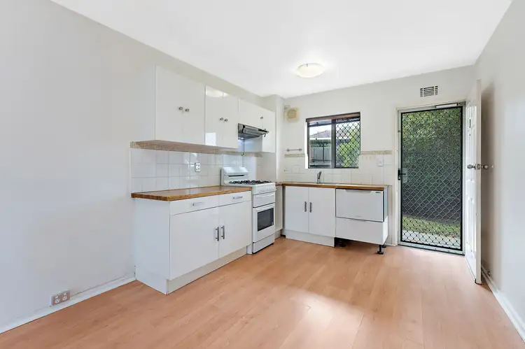 9/150 Healy Road, Hamilton Hill WA 6163