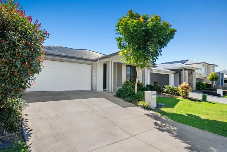 70 Greenview Circuit, Arundel QLD 4214