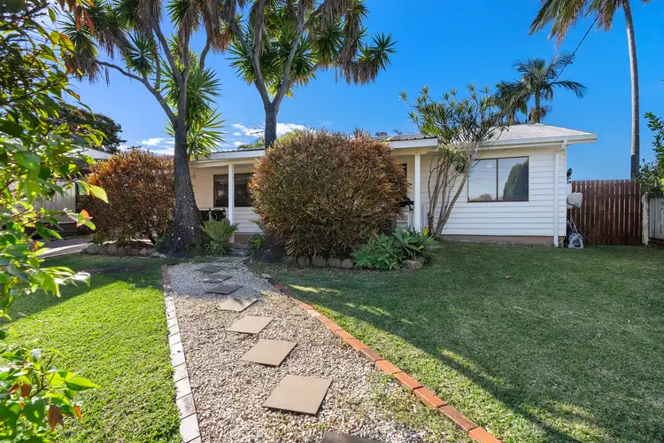 3 Seagull Street, Victoria Point QLD 4165