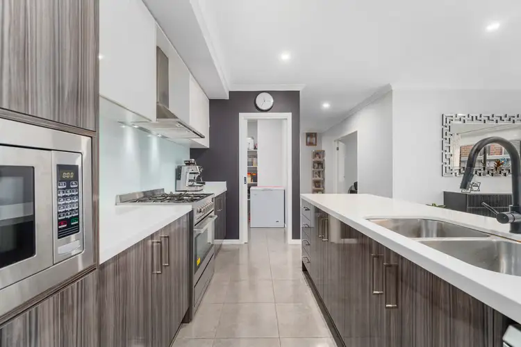 Sixth view of Homely house listing, 8 Brousard Street, Werribee VIC 3030