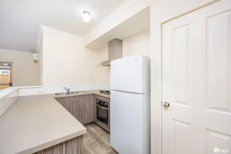 Seventh view of Homely house listing, 6/13 Devonshire Terrace, Armadale WA 6112