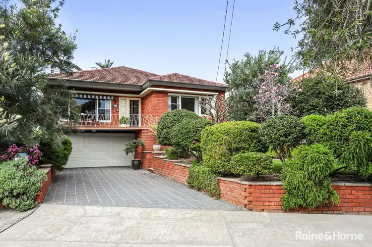 16 Earlwood Crescent, Bardwell Park NSW 2207