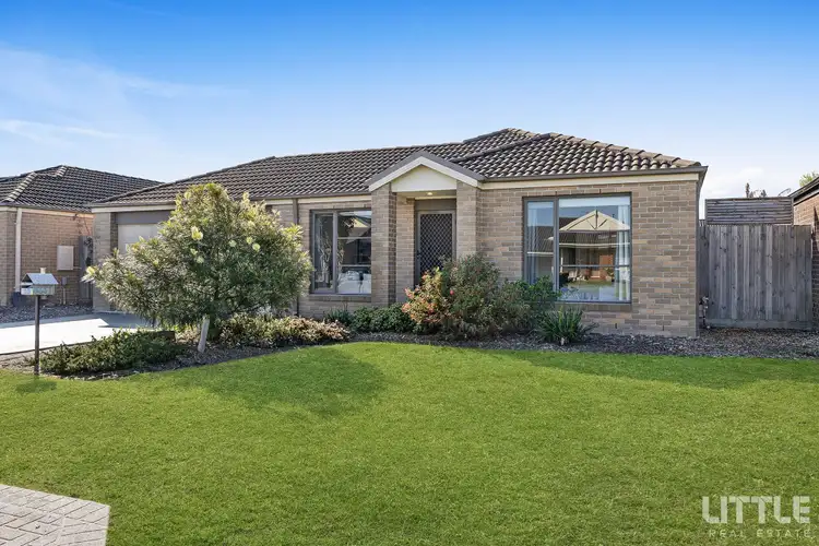 10 Hayes Court, Pakenham VIC 3810