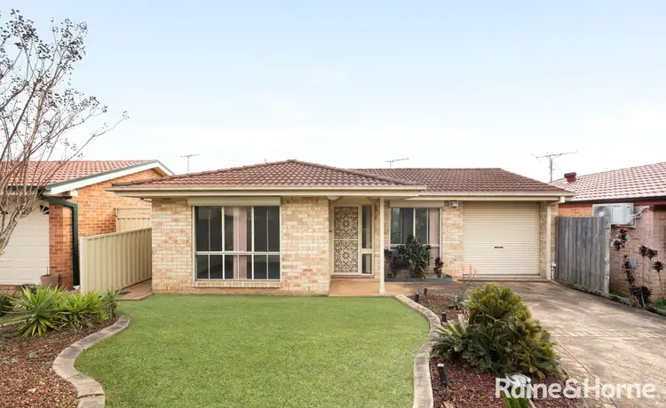 7 Helman Place