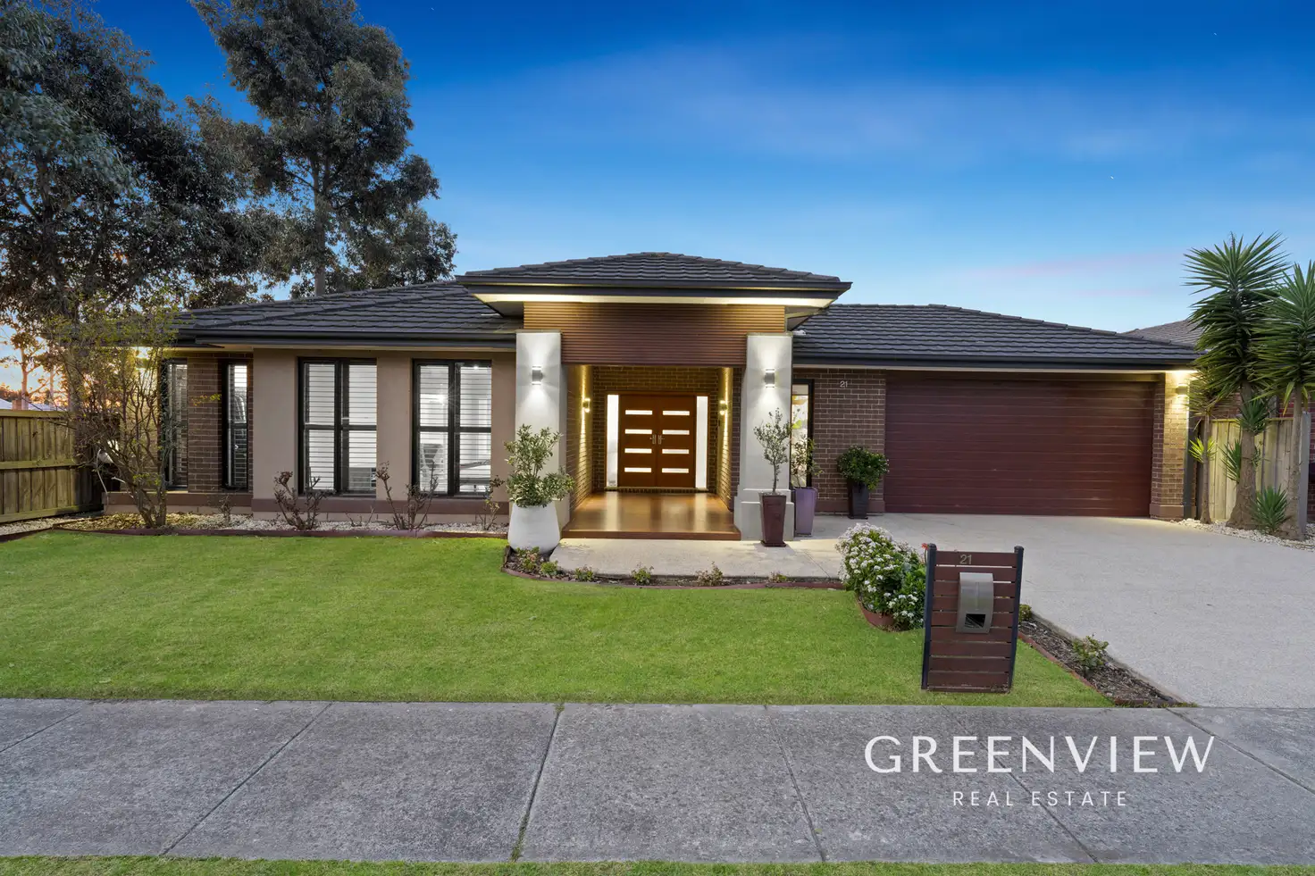 Main view of Homely house listing, 21 Nature Circuit, Cranbourne North VIC 3977