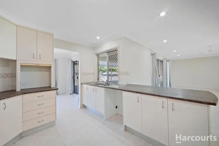Sixth view of Homely house listing, 4 SUNNYBRAE CT, Redridge QLD 4660