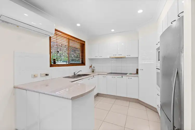 Fifth view of Homely house listing, 2/20 Wagtail Court, Burleigh Waters QLD 4220