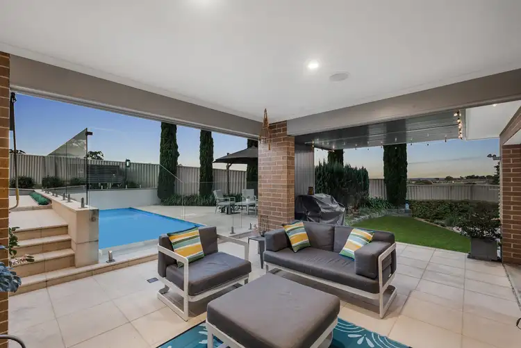 10 Ethan Close, Luddenham NSW 2745