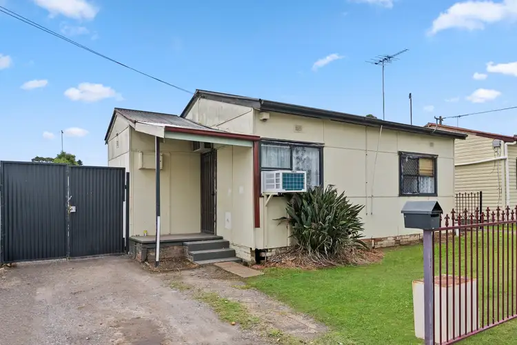 37 Carinya Avenue, St Marys NSW 2760