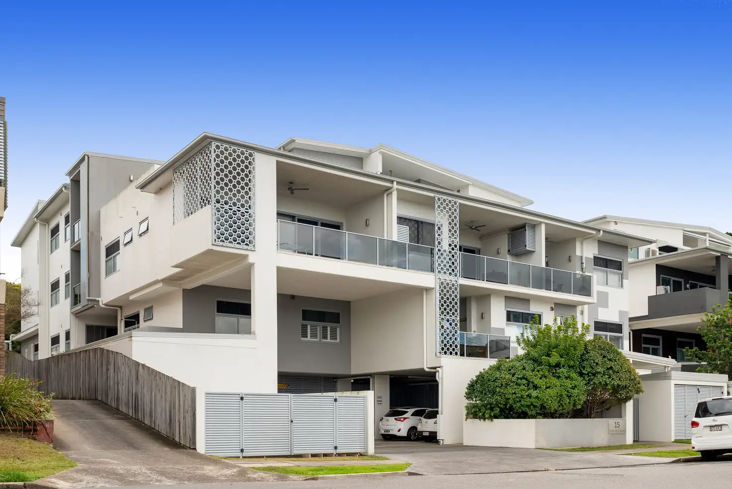 Main view of Homely unit listing, 3/15 Durham Street, Coorparoo QLD 4151