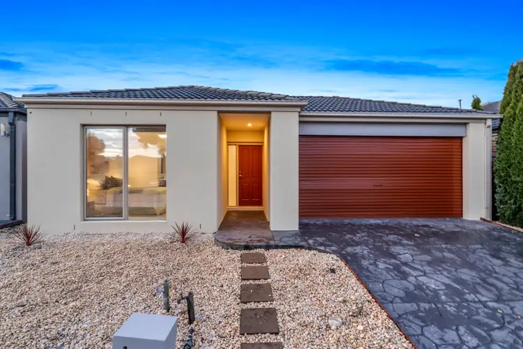 490 Grand Boulevard, Craigieburn VIC 3064