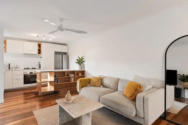Fifth view of Homely unit listing, 6/100 Mackay Street, Coorparoo QLD 4151