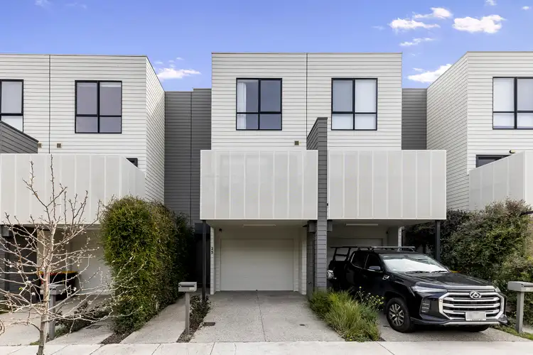 25 Piccolo Circuit, Williamstown North VIC 3016