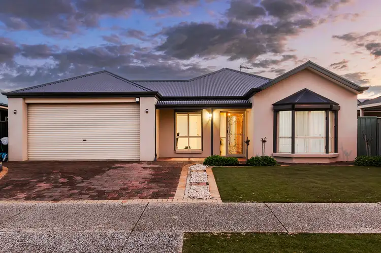 13 Newland Way, Mawson Lakes SA 5095