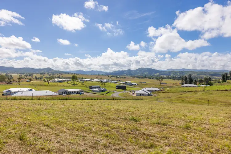 8 Jacana Place, Kilcoy QLD 4515