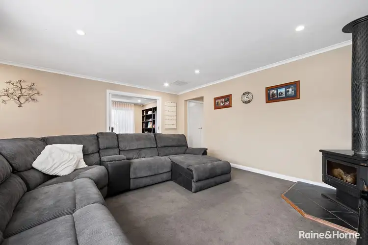 Third view of Homely house listing, 17 Honeysuckle Avenue, Hillside VIC 3037