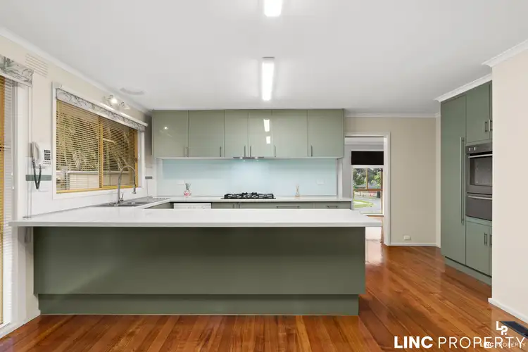 Sixth view of Homely house listing, 3 Taylor Court, Endeavour Hills VIC 3802