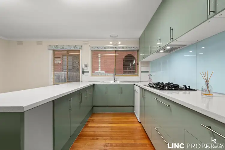 Seventh view of Homely house listing, 3 Taylor Court, Endeavour Hills VIC 3802
