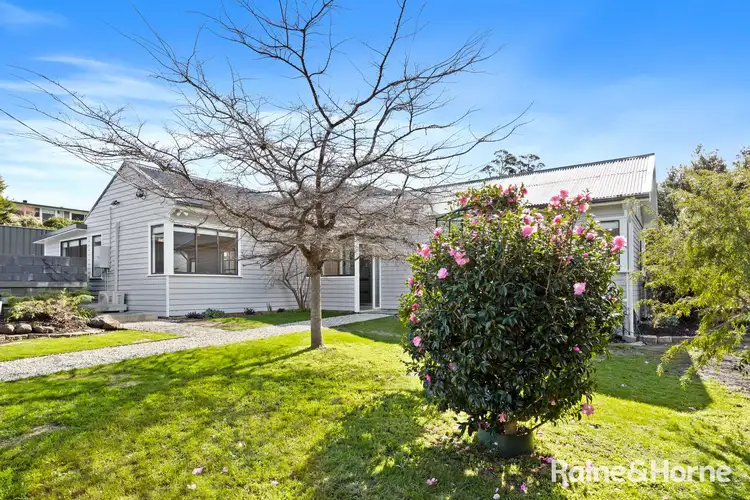 137 Roslyn Avenue
