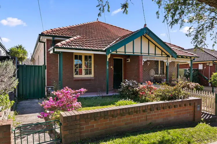 10 Crimson Street, Ashbury NSW 2193