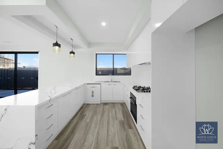 Fifth view of Homely house listing, 7 Ardisia Way, Manor Lakes VIC 3024