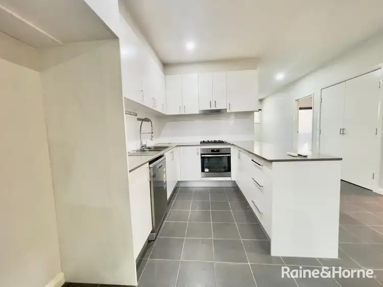 Fifth view of Homely unit listing, 9/26-28 Third Avenue, Macquarie Fields NSW 2564