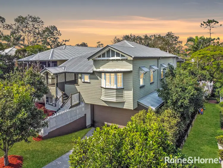 18 Fairley Street, Indooroopilly QLD 4068
