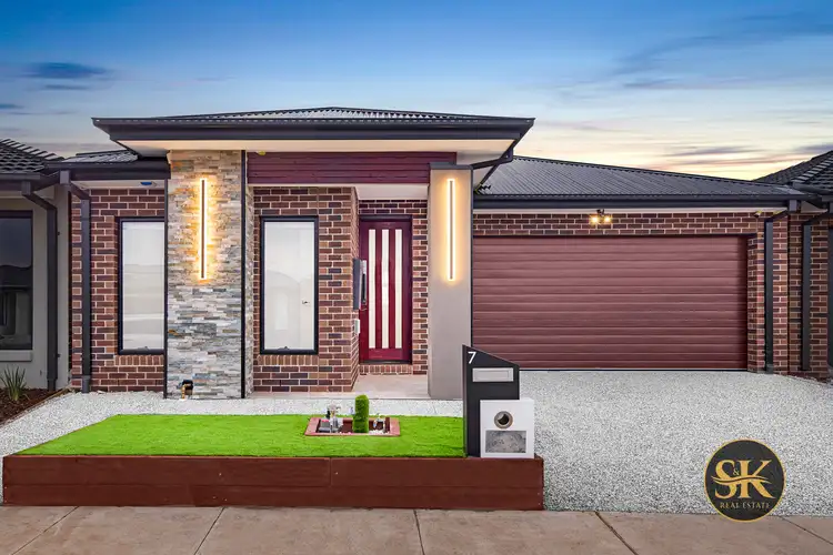Second view of Homely house listing, 7 Ostic Way, Tarneit VIC 3029