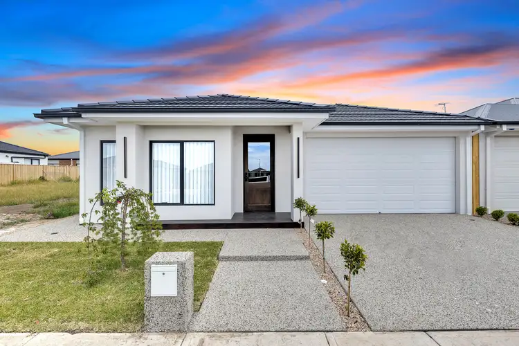 Second view of Homely house listing, 6 Mechanical Road, Sunbury VIC 3429