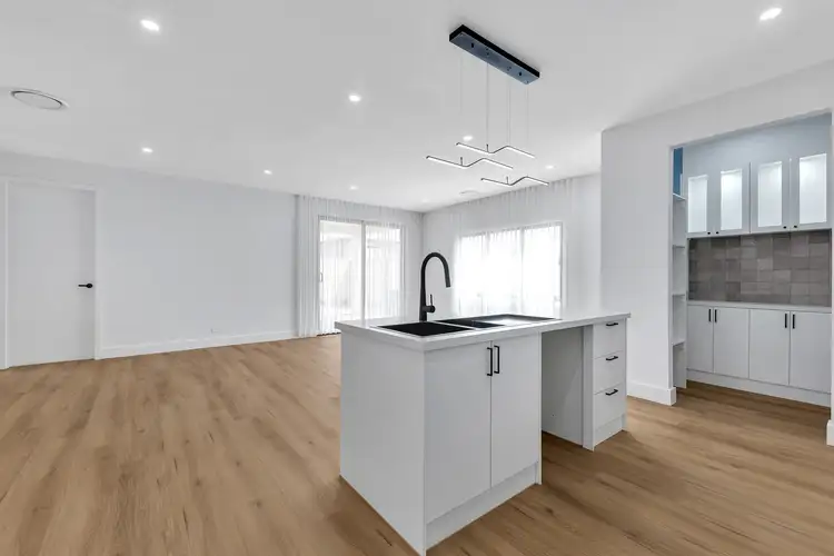 Fifth view of Homely house listing, 6 Mechanical Road, Sunbury VIC 3429