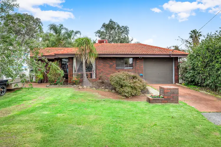 Main view of Homely house listing, 5 Felicia Place, Camillo WA 6111