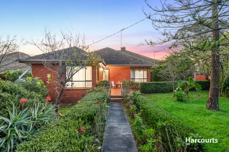 29 Raymond Street, Ashwood VIC 3147