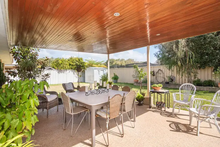 Sixth view of Homely house listing, 4 Feutrill Place, Broadwater WA 6280