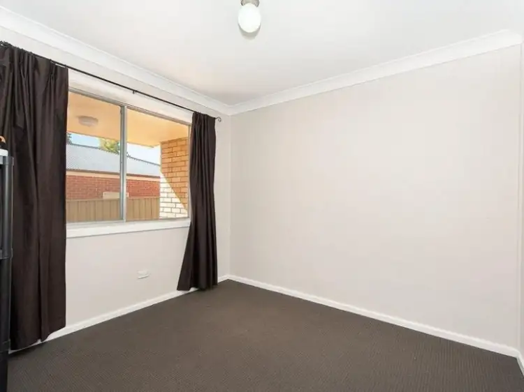 Fifth view of Homely unit listing, 5/545 Schubach Street, East Albury NSW 2640