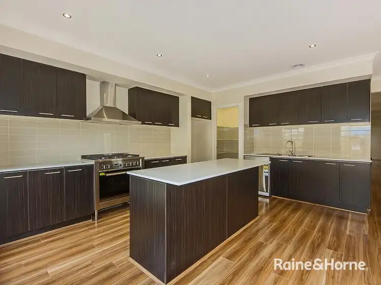 Fifth view of Homely house listing, 9 Luxor Drive, Fraser Rise VIC 3336