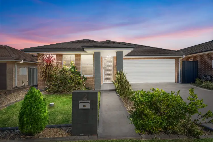 2 Sandstock Crescent, Jordan Springs NSW 2747