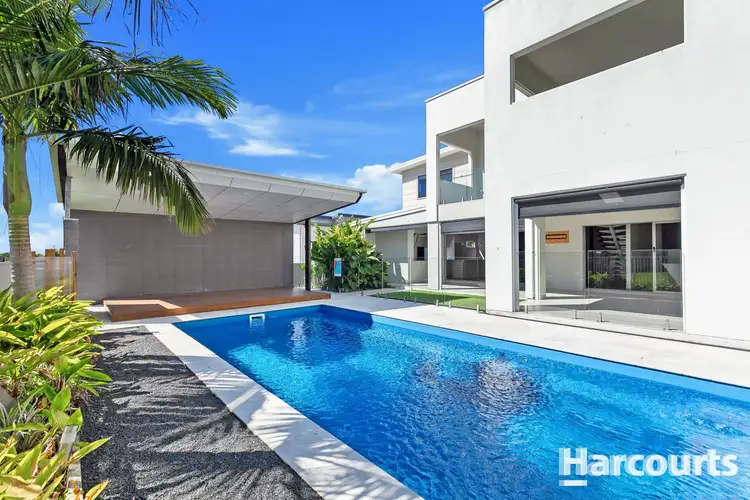 33 Christensen Street, Urraween QLD 4655