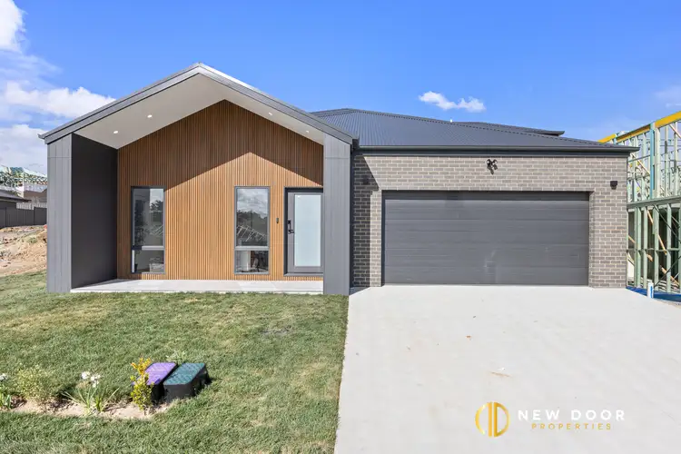 32 Mccauley Avenue, Googong NSW 2620