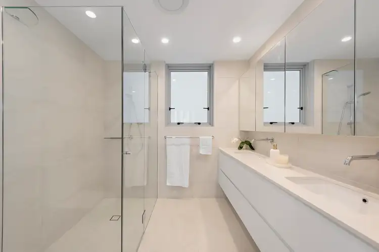 Fifth view of Homely unit listing, 195/93 Sheehan Avenue, Hope Island QLD 4212