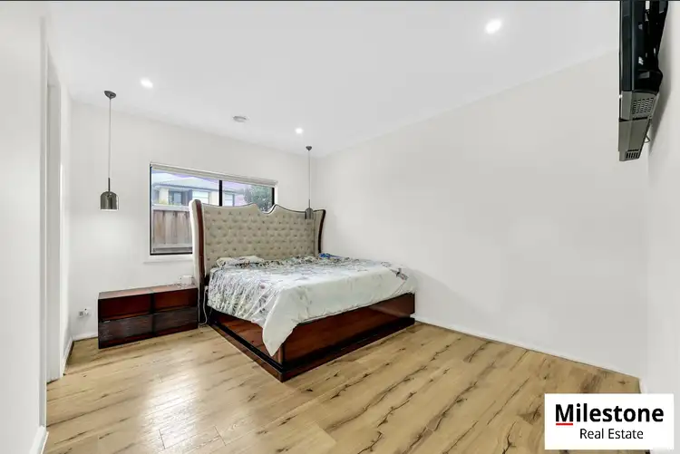 Fifth view of Homely house listing, 18 Willowmoore Grove, Tarneit VIC 3029