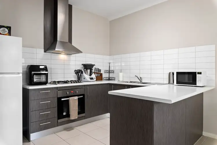 Fourth view of Homely unit listing, 2/42 Mitchells Lane, Sunbury VIC 3429