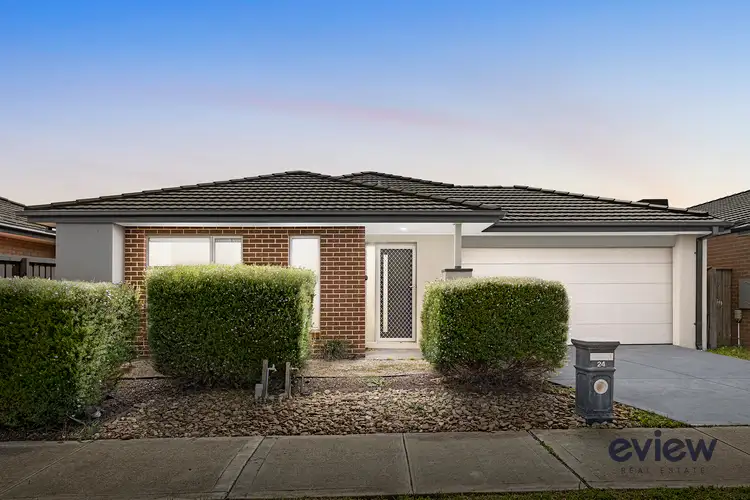 24 Fairhall Avenue, Werribee VIC 3030