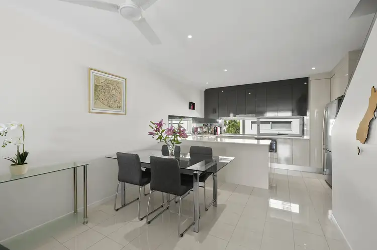 Fifth view of Homely townhouse listing, 28/5036 Emerald Island Drive, Carrara QLD 4211