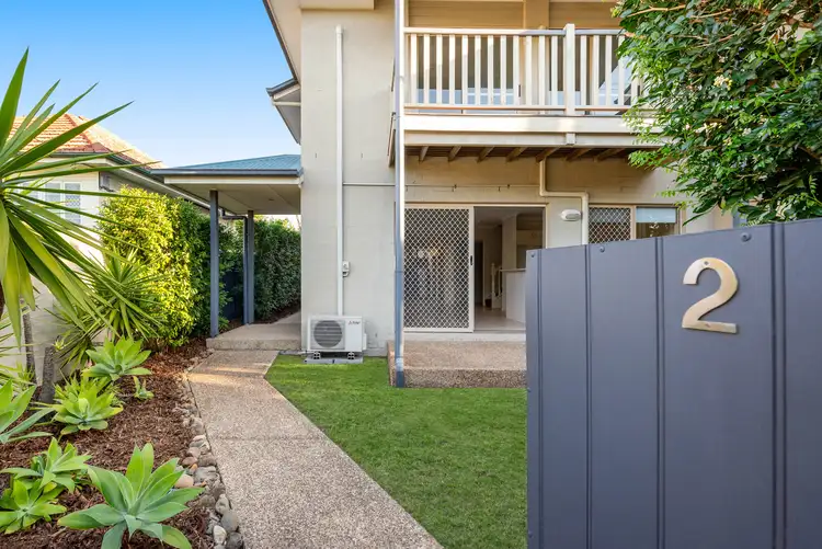 Second view of Homely townhouse listing, 2/713 Wynnum Road, Morningside QLD 4170