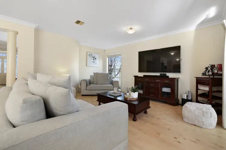 Sixth view of Homely house listing, 16 Renton Court, Sunbury VIC 3429