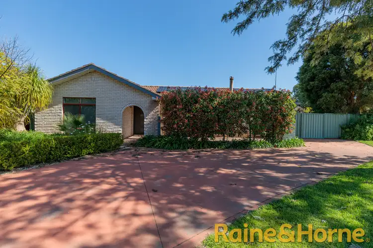 11 Burkitt Court, Dubbo NSW 2830