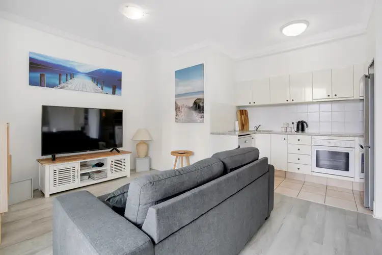 417/9-21 Beach Parade, Surfers Paradise QLD 4217
