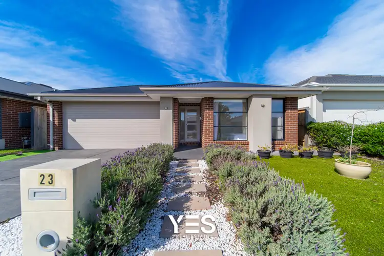 23 Kaduna Drive, Officer South VIC 3809