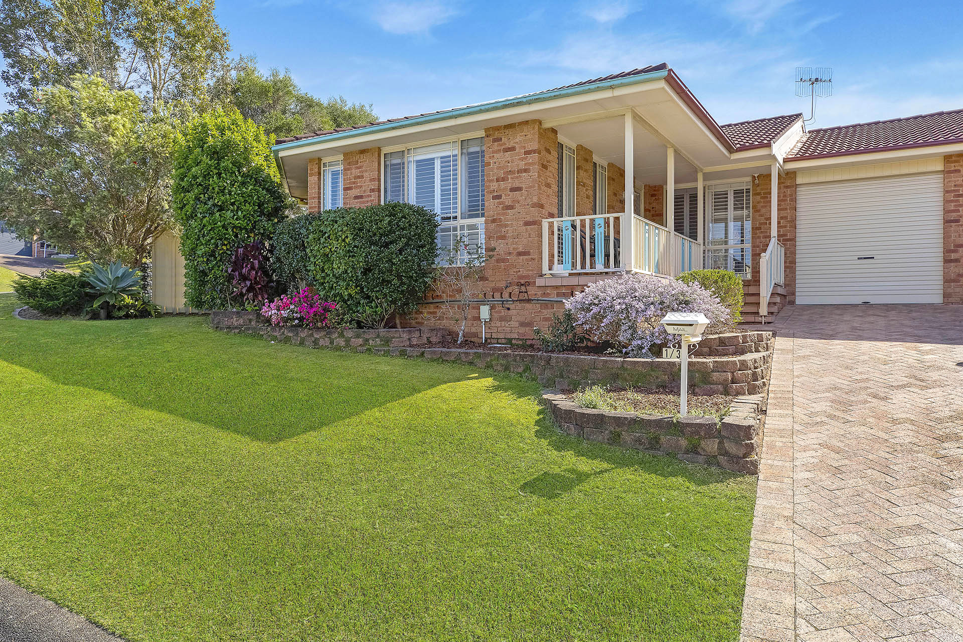 1/3 Robert Place, Bateau Bay NSW 2261