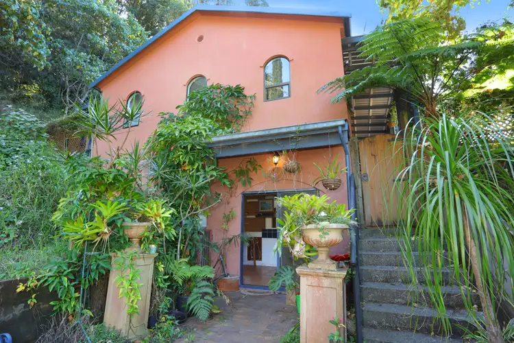 37 Lowry Court